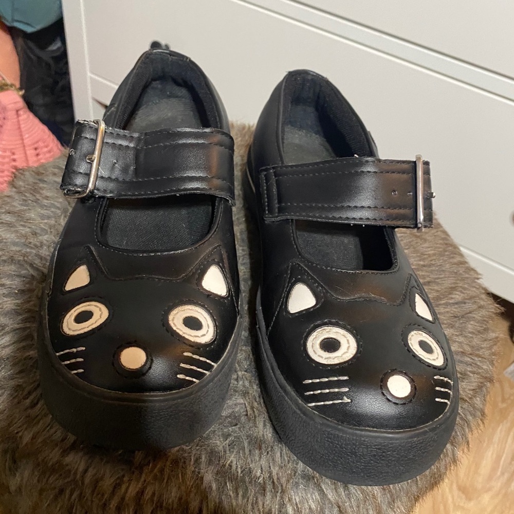 TUK Kitty Mary Janes